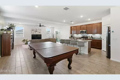 7168 W Vineridge Drive, Tucson, AZ 85757 - Photo 3