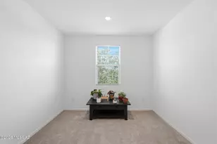7168 W Vineridge Dr, Tucson, AZ 85757 - Photo 11