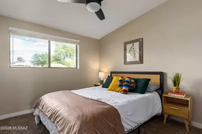 129 N Columbus Boulevard, Tucson, AZ 85711 - Photo 21