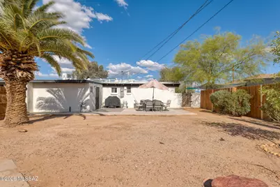 129 N Columbus Boulevard, Tucson, AZ 85711 - Photo 31