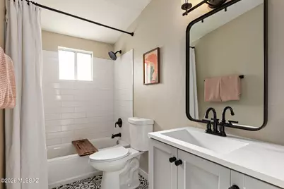 129 N Columbus Boulevard, Tucson, AZ 85711 - Photo 23