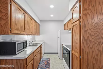 6325 N Barcelona Lane #707, Tucson, AZ 85704 - Photo 13