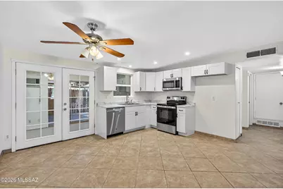 3895 S Queen Palm Drive, Tucson, AZ 85730 - Photo 3