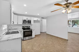3895 S Queen Palm Dr, Tucson, AZ 85730 - Photo 5