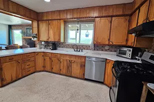 2624 N Teresa Ln, Tucson, AZ 85745 - Photo 11