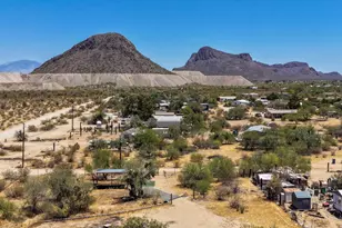 7983 N Team Roper Rd, Tucson, AZ 85743 - Photo 3