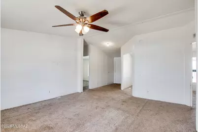 7983 N Team Roper Road, Tucson, AZ 85743 - Photo 13