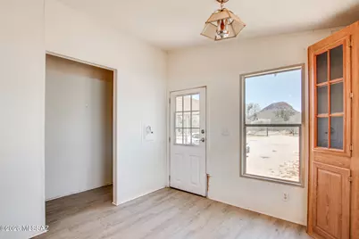 7983 N Team Roper Road, Tucson, AZ 85743 - Photo 5