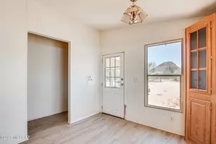 7983 N Team Roper Rd, Tucson, AZ 85743 - Photo 5