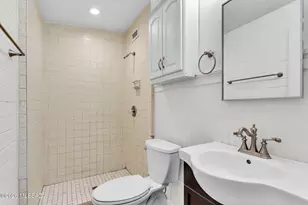 7540 E Poinciana Dr, Tucson, AZ 85730 - Photo 19