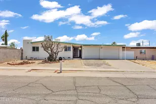 7540 E Poinciana Dr, Tucson, AZ 85730 - Photo 1
