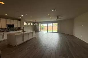 8965 E Wright School Loop, Tucson, AZ 85715 - Photo 3