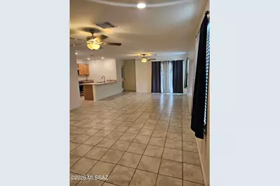 8763 E Pebble Stone Lane, Tucson, AZ 85730 - Photo 3