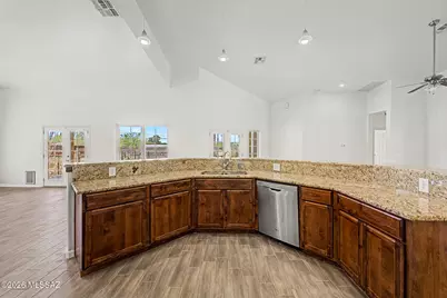 8610 N Pomona Avenue, Tucson, AZ 85704 - Photo 19