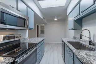 9420 E Speedway Blvd, Tucson, AZ 85710 - Photo 13