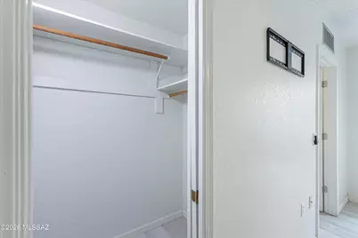 9420 E Speedway Boulevard #24, Tucson, AZ 85710 - Photo 17