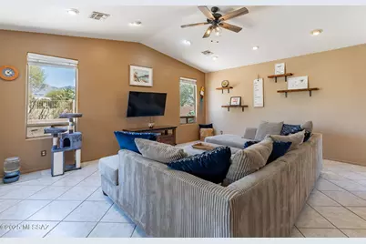 11372 N Twin Spur Court, Oro Valley, AZ 85737 - Photo 5