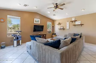 11372 N Twin Spur Ct, Oro Valley, AZ 85737 - Photo 5