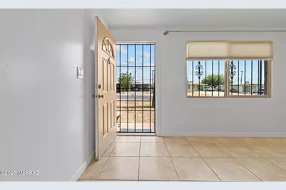4461 E 32nd Street, Tucson, AZ 85711 - Photo 9