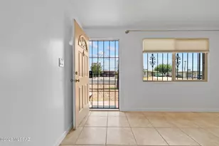 4461 E 32nd St, Tucson, AZ 85711 - Photo 9