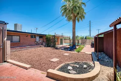 7052 E Baker Street, Tucson, AZ 85710 - Photo 9