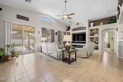5503 W Carriage Drive, Tucson, AZ 85742 - Photo 9