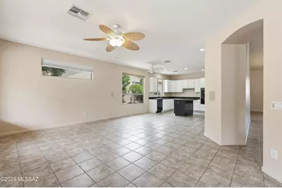 36562 S Wind Crest Drive, Saddlebrooke, AZ 85739 - Photo 11