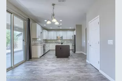 9769 N Hebden Way, Marana, AZ 85653 - Photo 7