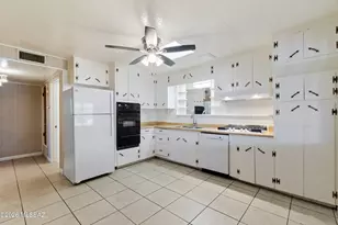 3225 E Patricia St, Tucson, AZ 85716 - Photo 5