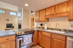 5051 N Sabino Canyon Rd, Tucson, AZ 85750 - Photo 11