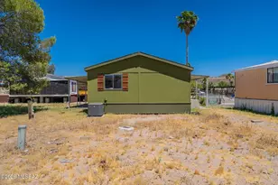 2424 S Cottonwood Ln, Tucson, AZ 85713 - Photo 25