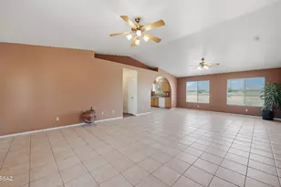 8011 E Chukar Valley Dr, Hereford, AZ 85615 - Photo 5