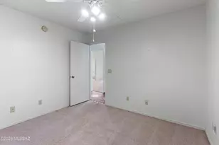 7983 S Teaberry Ave, Tucson, AZ 85747 - Photo 23