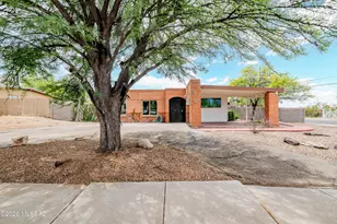 9500 E 33rd St, Tucson, AZ 85748 - Photo 1