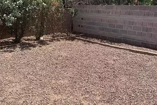 1474 E Hedrick Dr, Tucson, AZ 85719 - Photo 23