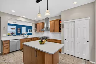 10810 E Orchid Cactus Ln, Tucson, AZ 85747 - Photo 7
