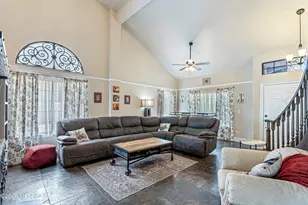 1249 W Sandtrap Way, Oro Valley, AZ 85737 - Photo 9