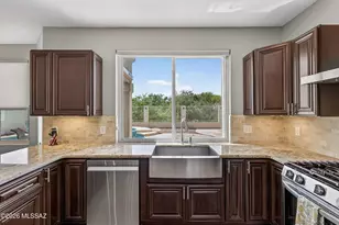 12885 N Pioneer Way, Tucson, AZ 85755 - Photo 9