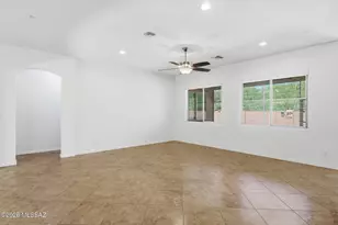 12527 N Paseo Penuela, Marana, AZ 85658 - Photo 9