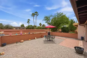 1376 S Desert Meadows Cir, Green Valley, AZ 85614 - Photo 27