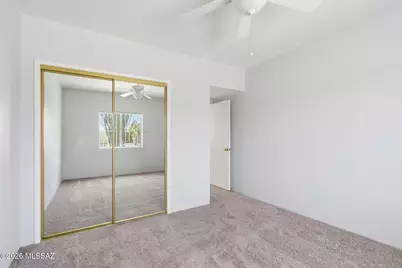 1376 S Desert Meadows Circle, Green Valley, AZ 85614 - Photo 21