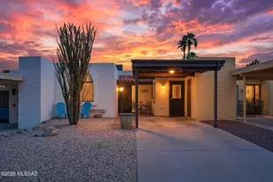1376 S Desert Meadows Cir, Green Valley, AZ 85614 - Photo 1