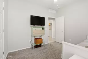 125 E Calle Vivaz, Green Valley, AZ 85614 - Photo 17