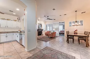 963 W Union Bell Dr, Green Valley, AZ 85614 - Photo 11