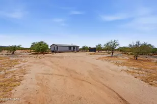 8690 S Marstellar Rd, Tucson, AZ 85736 - Photo 13