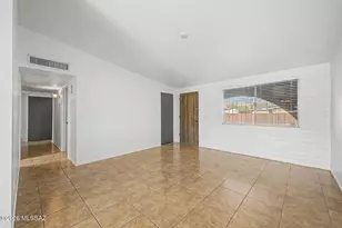 7441 N Patriot Dr, Tucson, AZ 85741 - Photo 15
