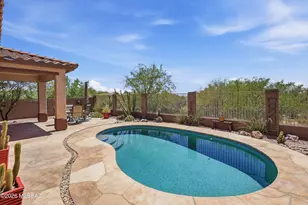13001 Westminster Dr, Oro Valley, AZ 85755 - Photo 33