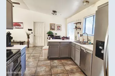 2873 W Ribera Place, Tucson, AZ 85742 - Photo 9