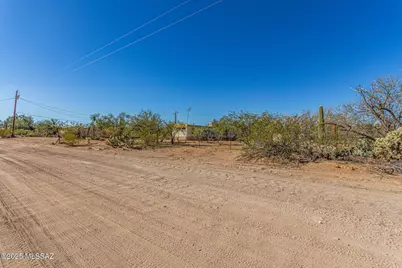 5951 N Chaparral Road, Tucson, AZ 85743 - Photo 3