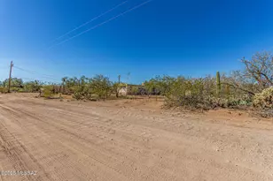 5951 N Chaparral Rd, Tucson, AZ 85743 - Photo 3